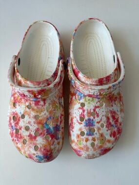 Crocs Tye dye clogs